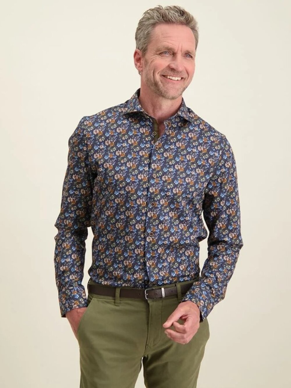 R2 Amsterdam Navy Floral Print Textured Slim Fit Button Up/2117